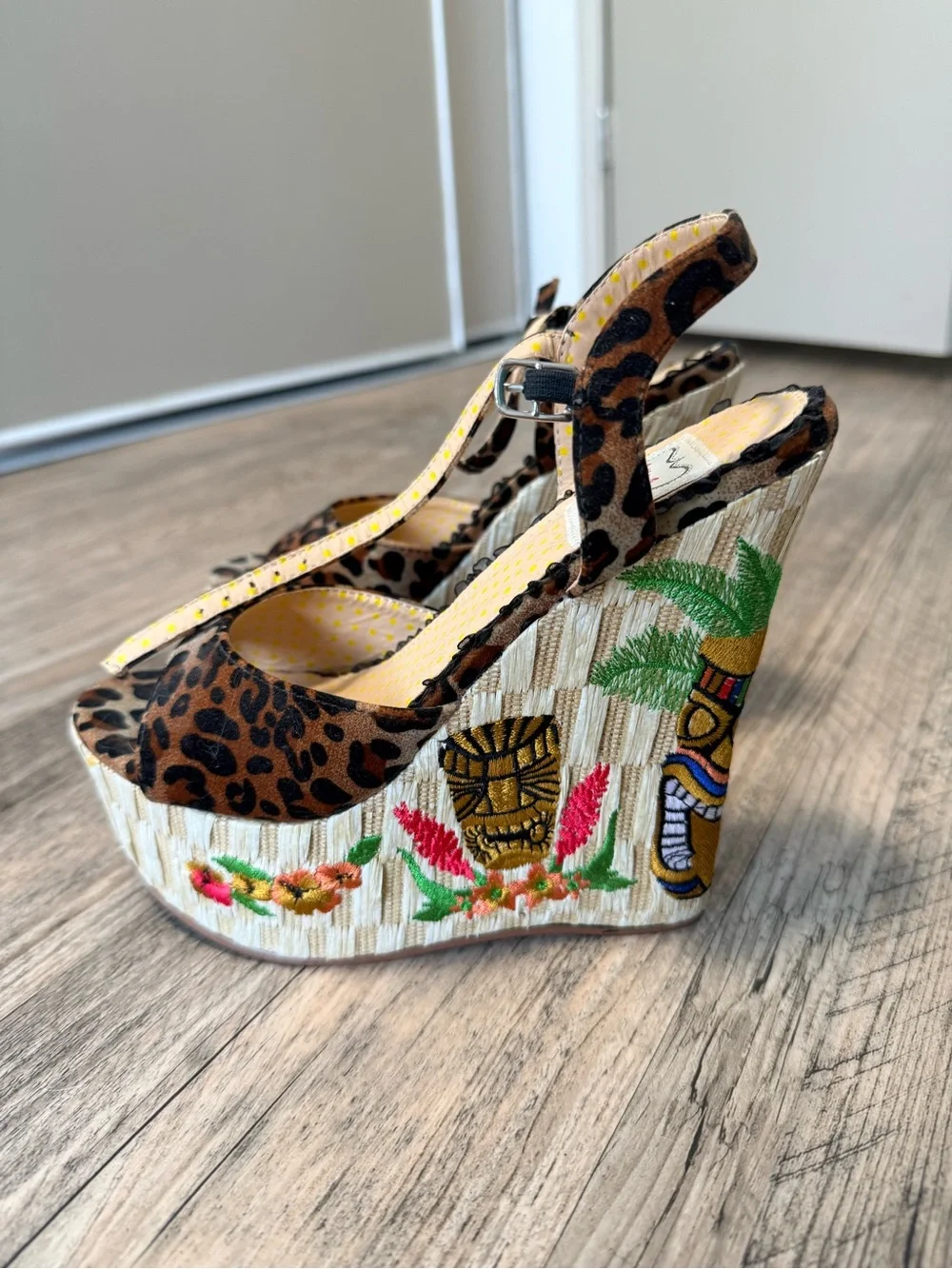 Bettie Page Leopard Tiki Wedges